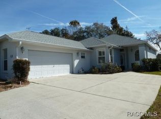 76 W Byrsonima Loop, Homosassa, FL 34446