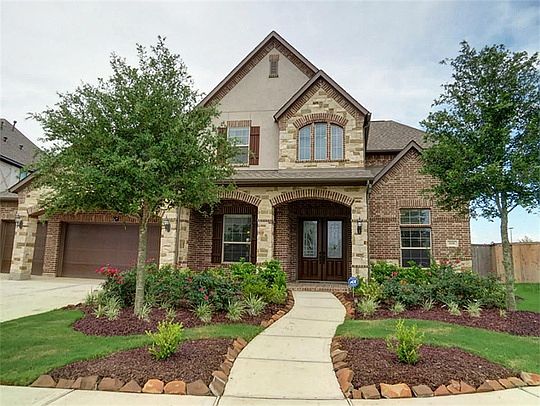 1st image of 5106 Hawthorne Bend Dr