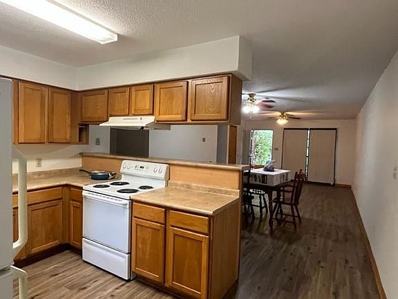 4th image of 35515 Oak Ridge Ave #B