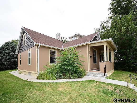 3rd image of 922 S 25th Ave