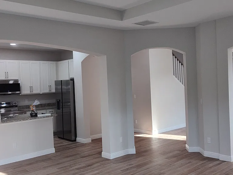 991 Waters Edge Dr — Photo 35