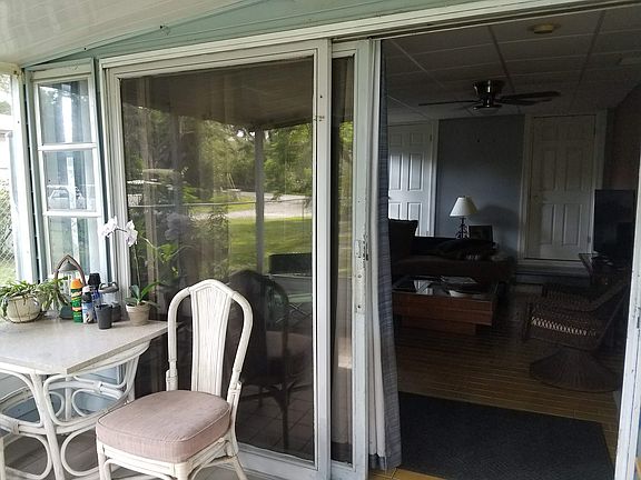 Front Porch to Florida Room
