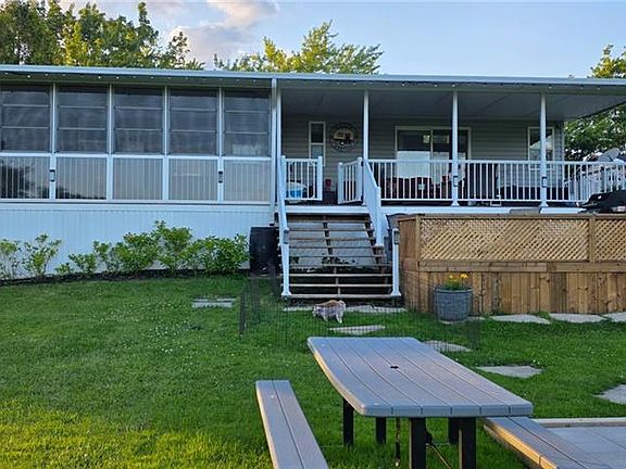 3rd image of 1001 Haldimand Rd #17-189