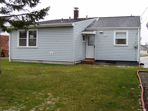 2nd image of 72 Loretto Dr