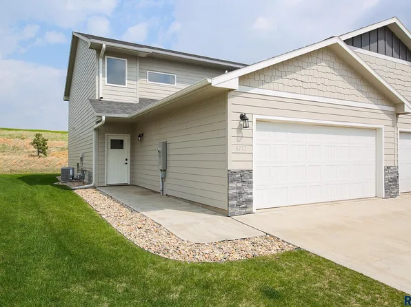 6177 S Alki Pl, Sioux Falls, SD 57108