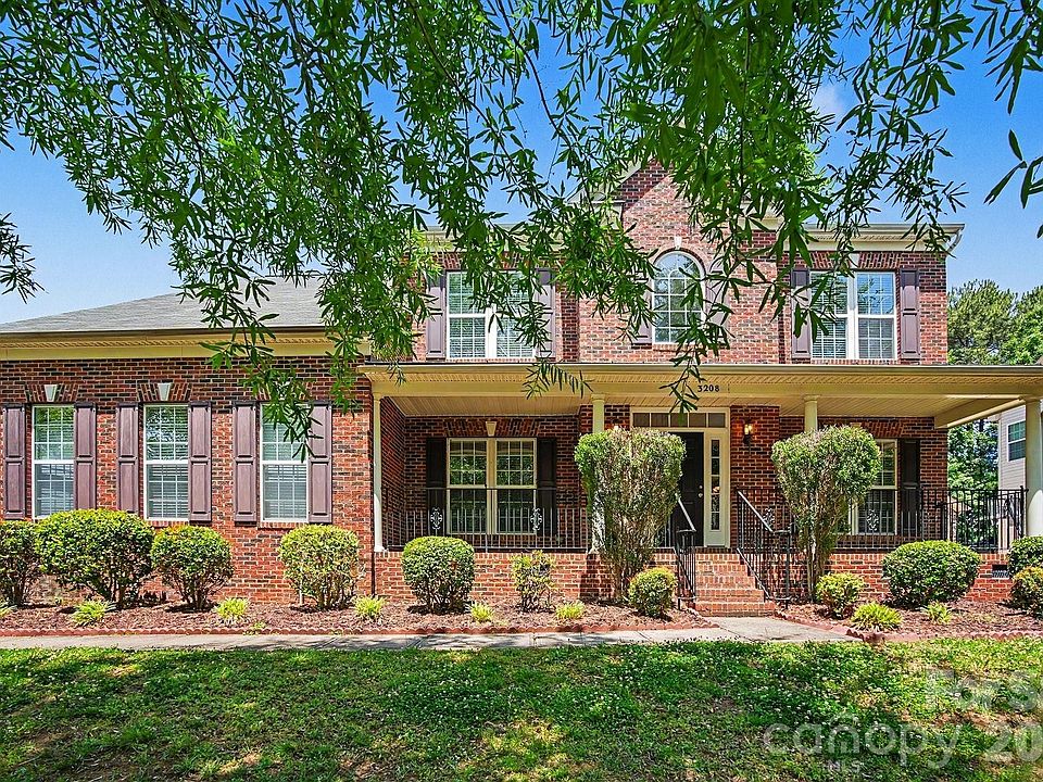 1st image of 3208 Bur Oak Dr