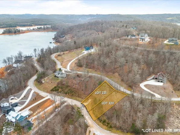 220-221 Suncrest Cv, La Follette, TN 37766