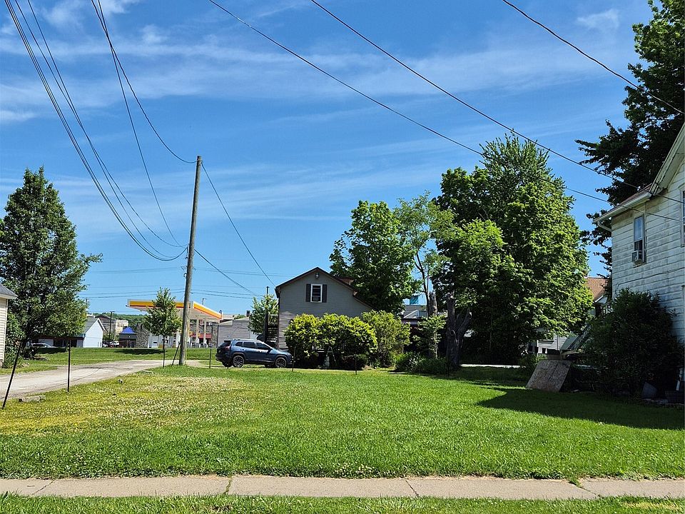 1st image of 311 Poplar St