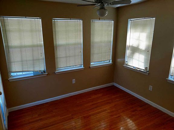 5th image of 277 Live Oak Trl NE