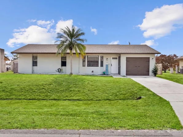 822 SW Harvard Road, Port St Lucie, FL 34953