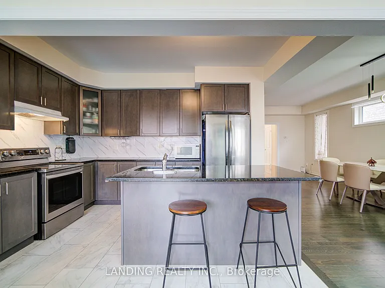 2084 Duberry Dr — Photo 14