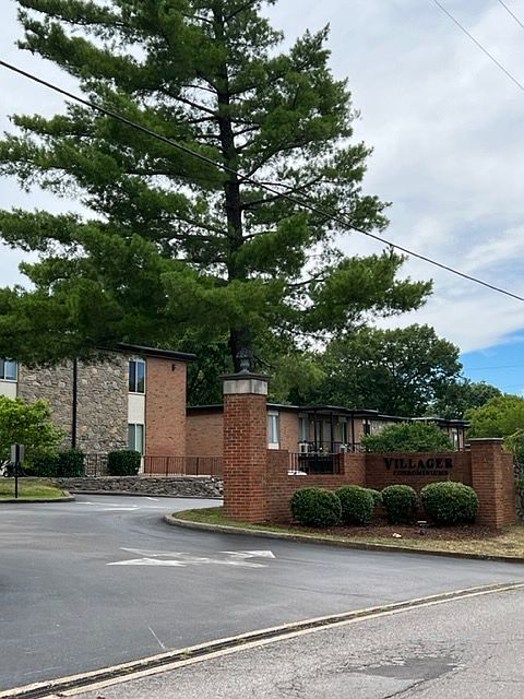 1st image of 2601 Hillsboro Pike APT J10