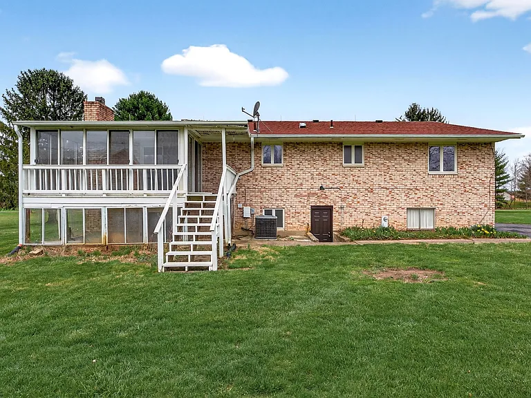 543 W Krepps Rd — Photo 36