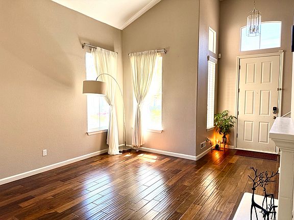 4th image of 5822 Chambertin Dr