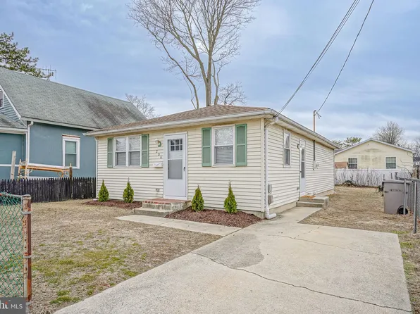 206 W Adams St, Paulsboro, NJ 08066
