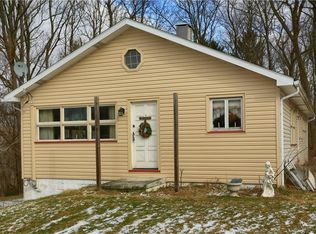1637 Brighton Rd, Ellwood City, PA 16117