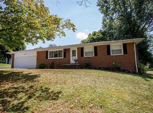 3726 Dauphin Dr NE, Canton, OH