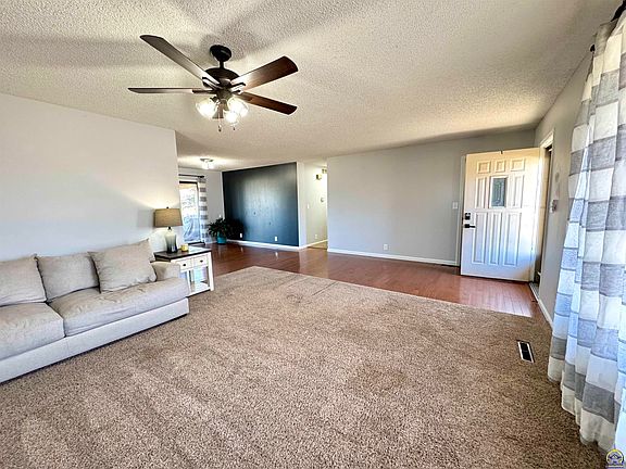 4th image of 420 N Freeborn St