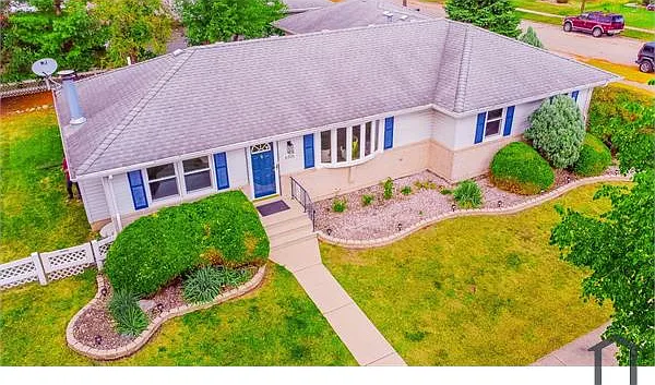 6501 Morningstar Ln — Photo 1