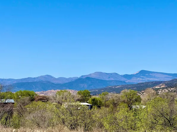 1021B County Road 41, Velarde, NM 87582