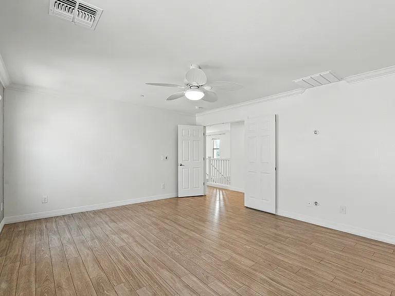 4644 E Beck Ln — Photo 33
