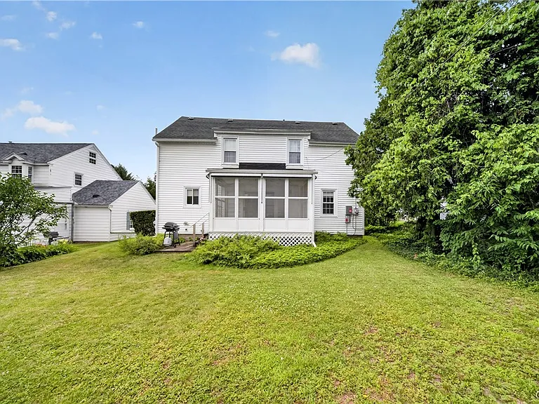 103 Pelham Rd — Photo 36