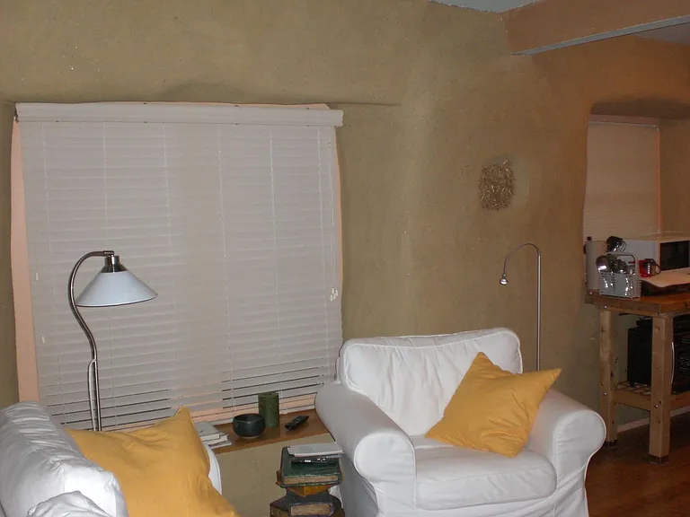 2410 N Madison St — Photo 3