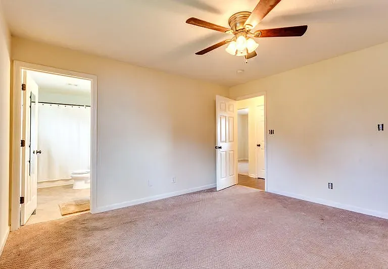 505 E Emerald Ave — Photo 15