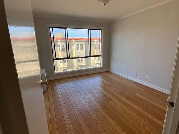 3rd image of 3250 Laguna St APT 304