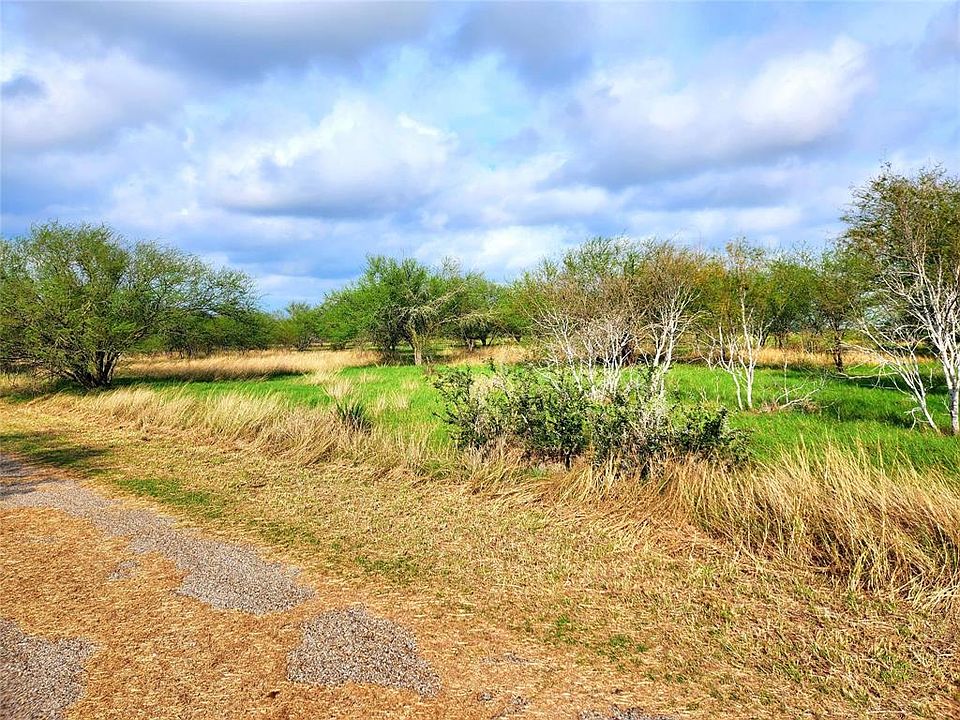 1354 Diebel Rd, Yorktown, TX 78164 MLS 22380371 Zillow