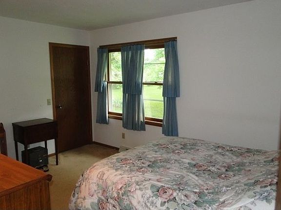 5th image of 315 Sycamore St