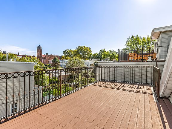 5th image of 420 Greenwood Ave #3