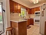 53 Brown St W — Photo 10