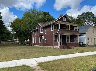 1032 N 9th St, Terre Haute, IN 47807