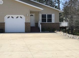 9210B Sockeye Ct, Farwell, MI 48622