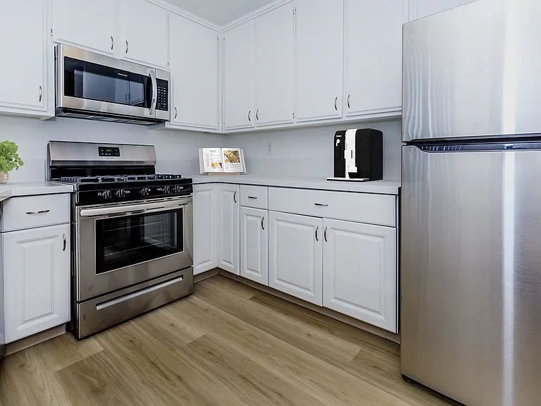 Brookside Apartments — Photo 11