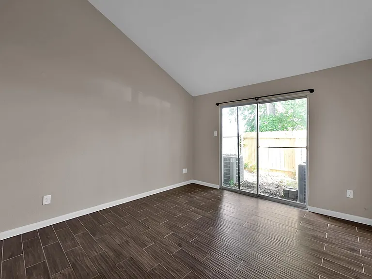12311 Glenview Dr — Photo 15