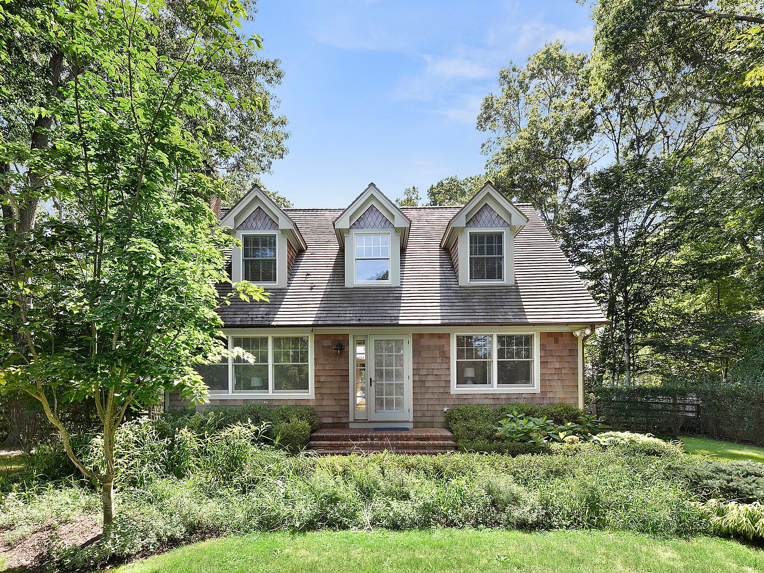 17 Grove St, Amagansett, NY 11930 Zillow