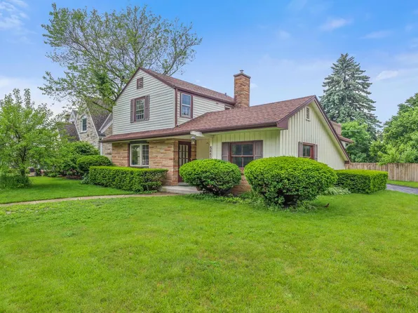 5463 North Lydell AVENUE, Glendale, WI 53217