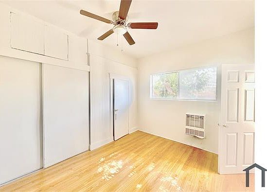 3rd image of 1794 W 24th St #D