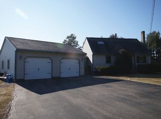 3 Rocky Cir, Derry, NH 03038