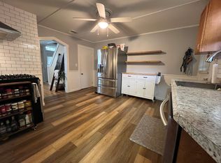 67 Ferry St #2, Easthampton, MA 01027