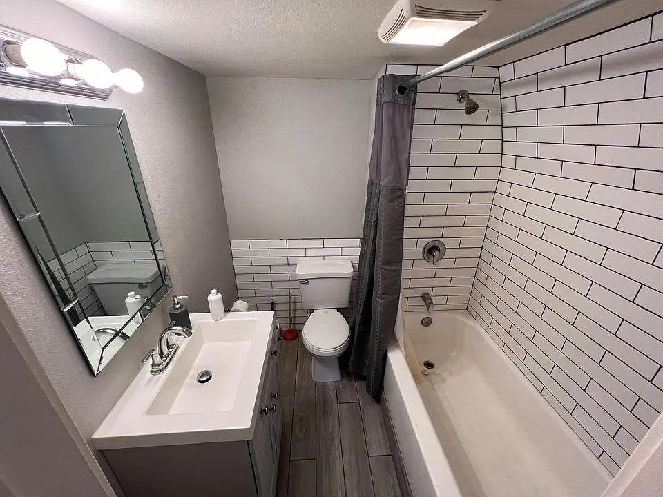 Unit Photo