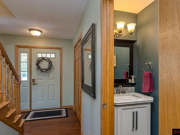 4th image of 245 Joan Ln