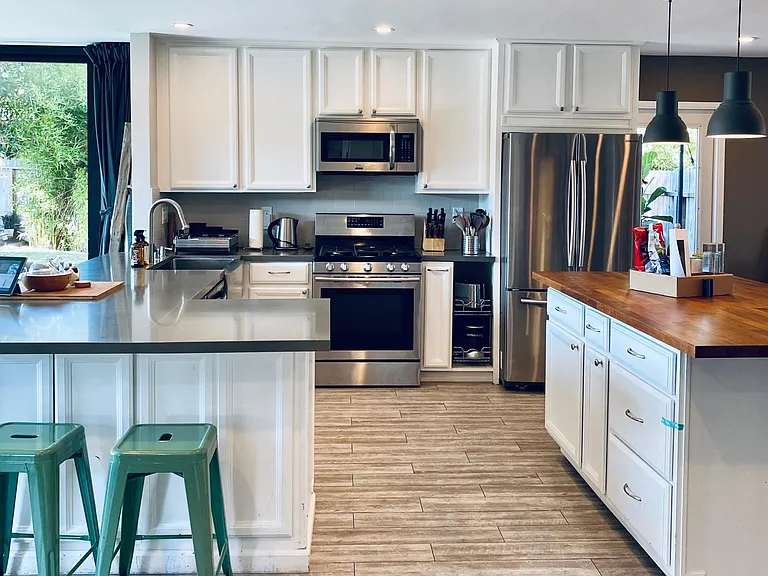 Modern Kitchen