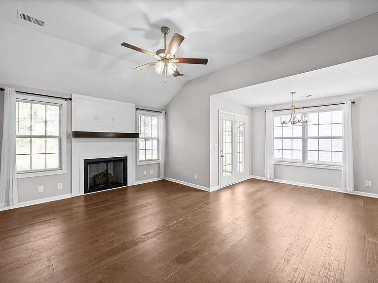 1493 Fredrick Dr — Photo 8