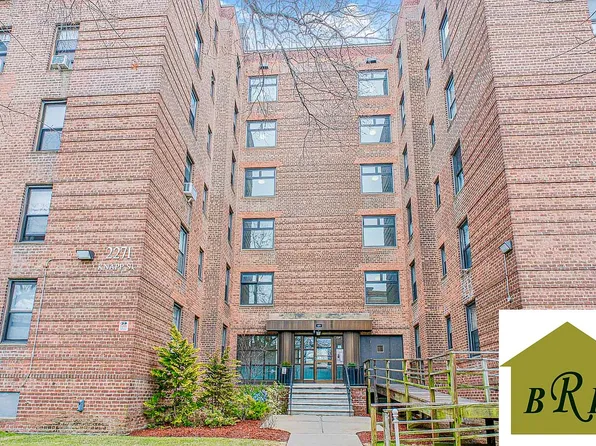 2271 Knapp St APT 2A, Brooklyn, NY 11229