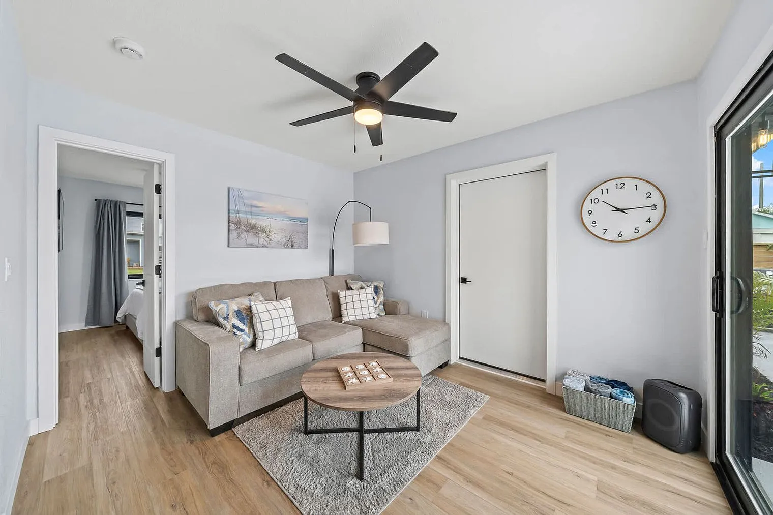 4 bed, 2.0 bath, 1711 sqft, $24,716 — Photo 4