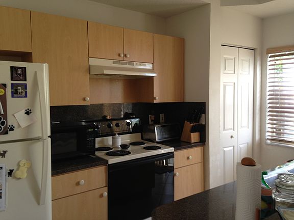 4th image of 4929 Windward Way