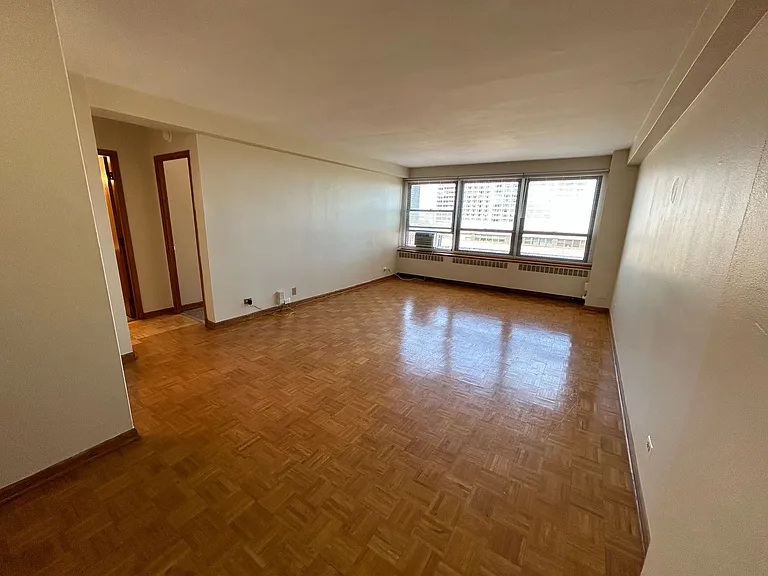 4180 Marine Terrace Apartments — Photo 96